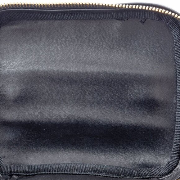 CHANEL Black Lambskin Leather Pouch - Picture 14 of 16